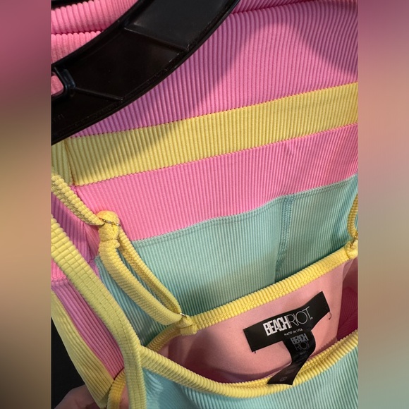 Beach Riot Workout Set Size Small - Picture 3 of 3